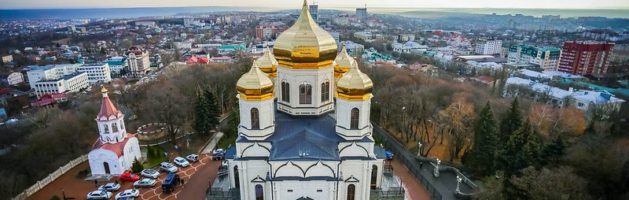 Настоятель митрофорный протоиерей Иоанн Агафонов сослужил архипастырям в Казанском кафедральном соборе г. Ставрополя